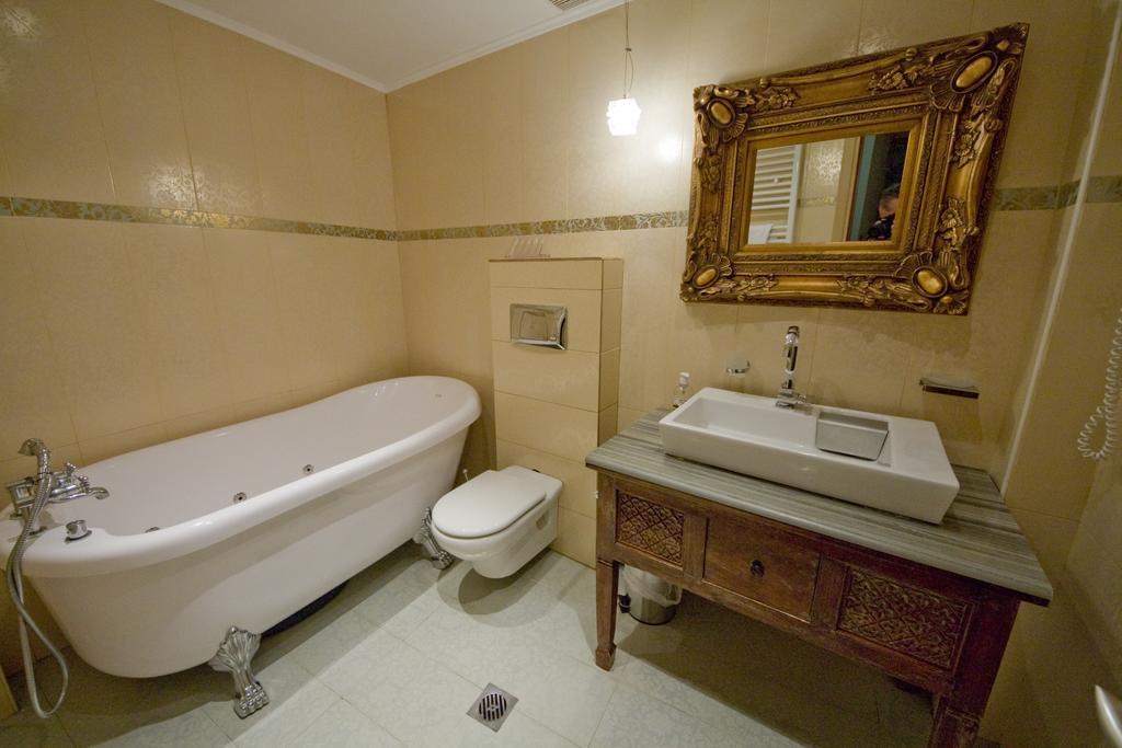 Onar Guesthouse Agios Athanasios  Exteriör bild