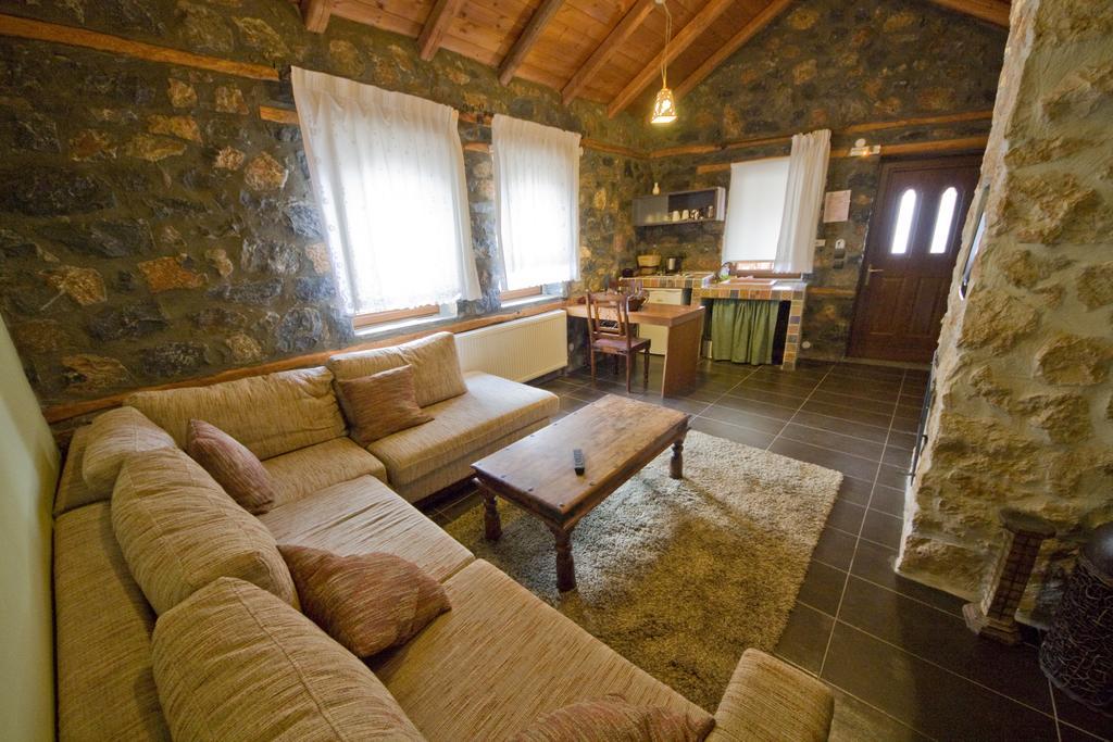 Onar Guesthouse Agios Athanasios  Exteriör bild